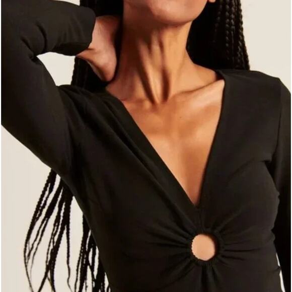 Abercrombie & Fitch Long Sleeve O-Ring V-Neck Blouse Top Black - Picture 2 of 14